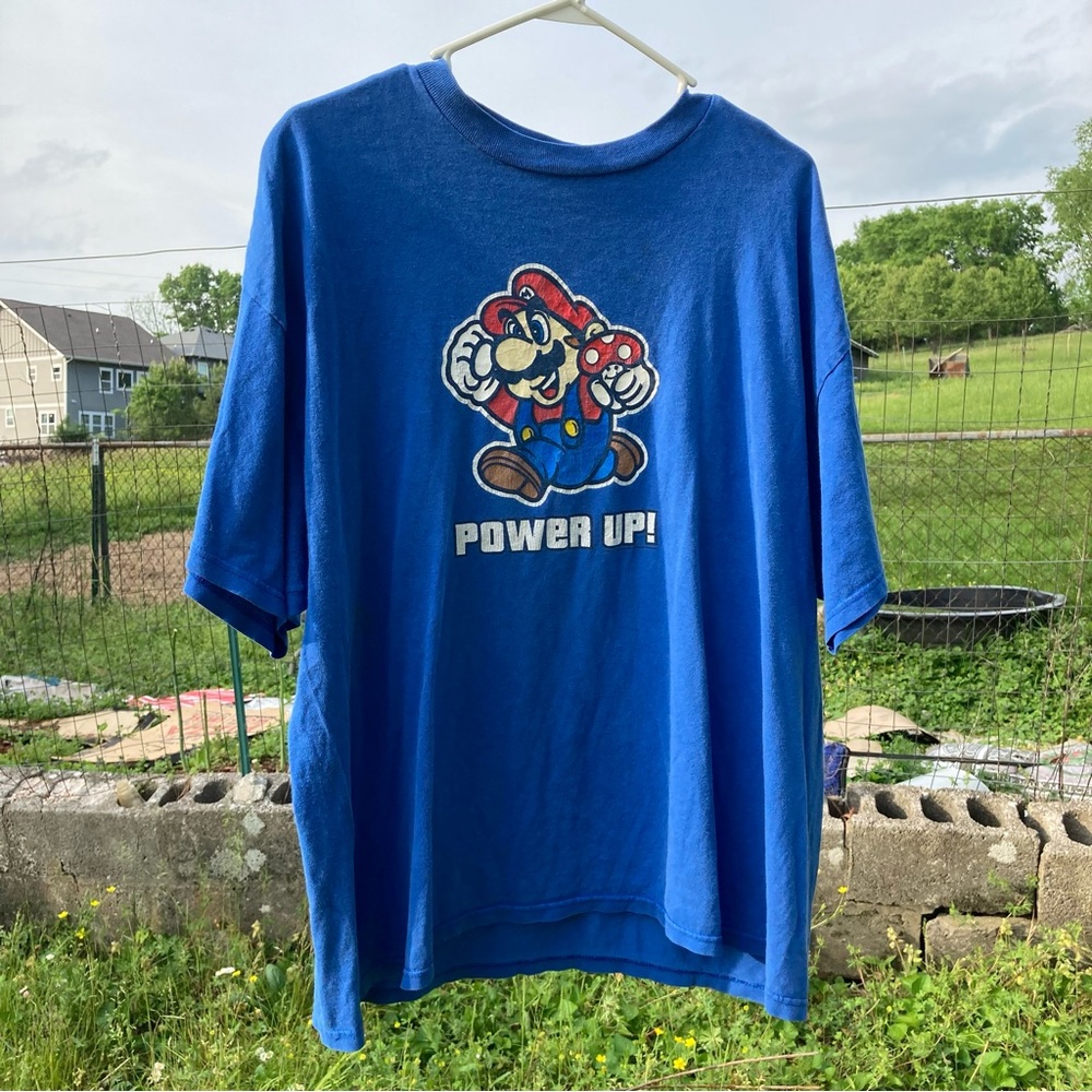 Power up! Mario Tee - Picture 2 of 3